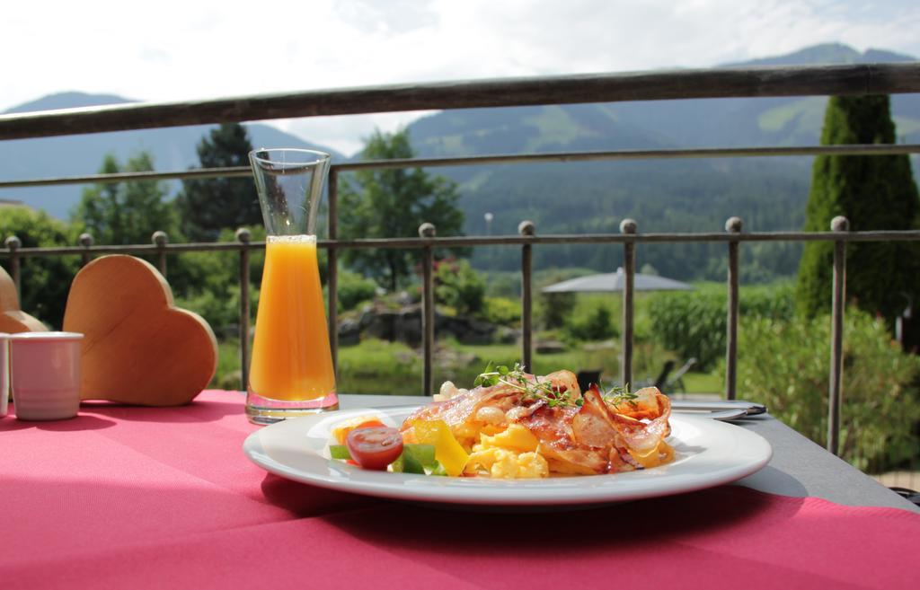 Hotel Hubertus Brixen im Thale Zewnętrze zdjęcie